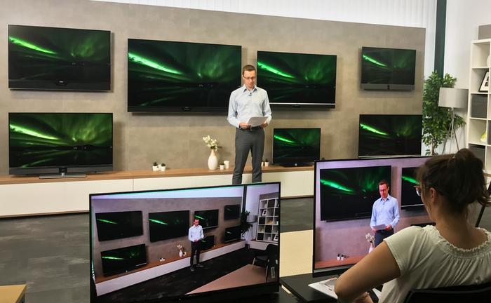 Exklusive Produktvideos und Videorundgang durch den Metz Showroom